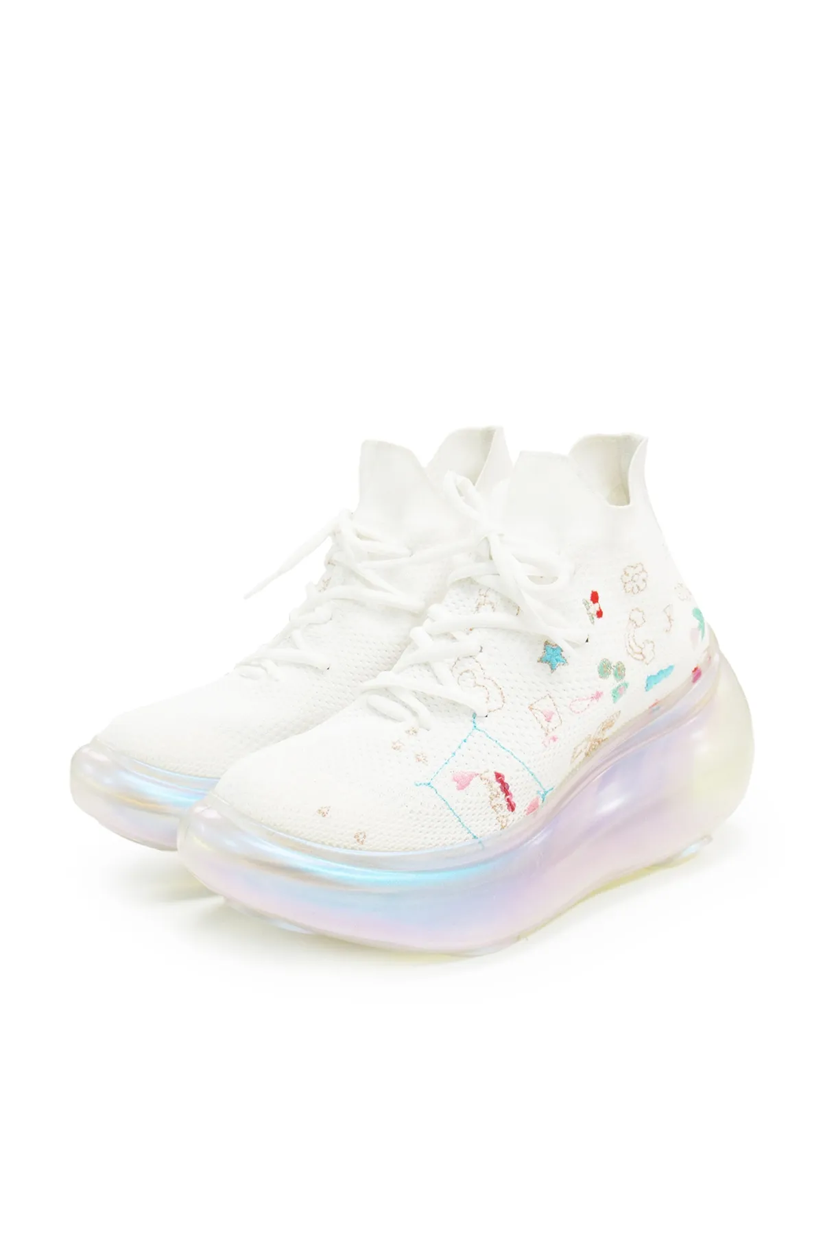 Hana's embroidery shoes / Aurora White