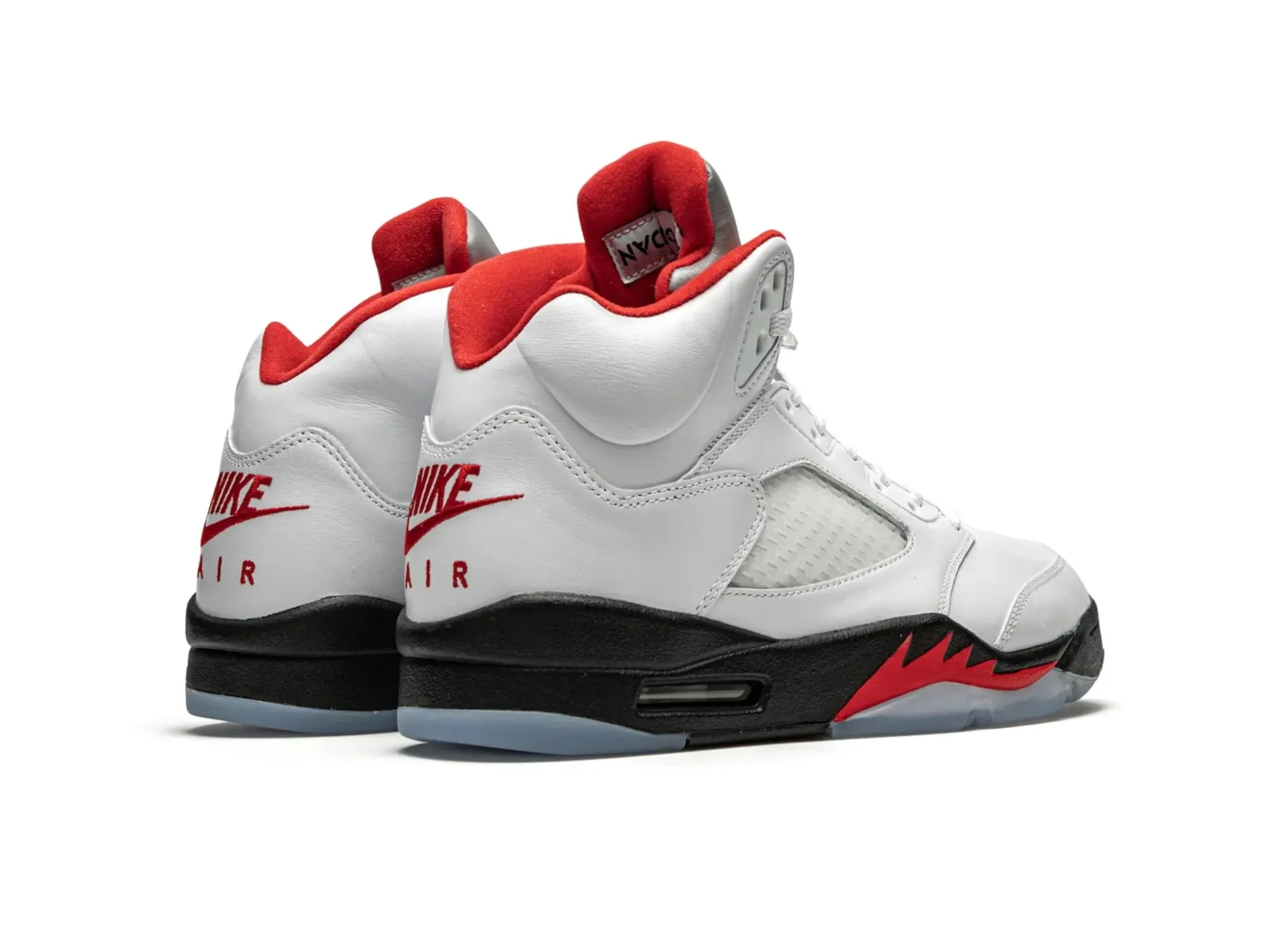 Nike Air Jordan 5 Retro "Fire Red Silver Tongue"