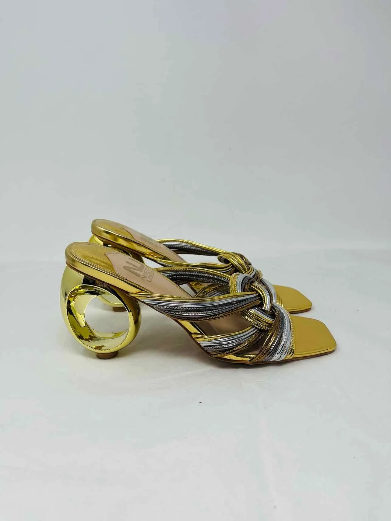 Size 8 Gold/Silver Knot Shoes Sandals Heels